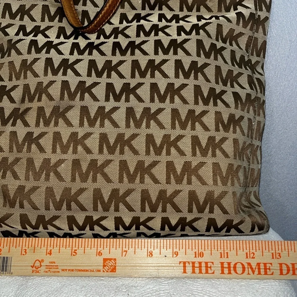 Michael Kors Jet Set North South Size Large Tote bag Shoulder Bag